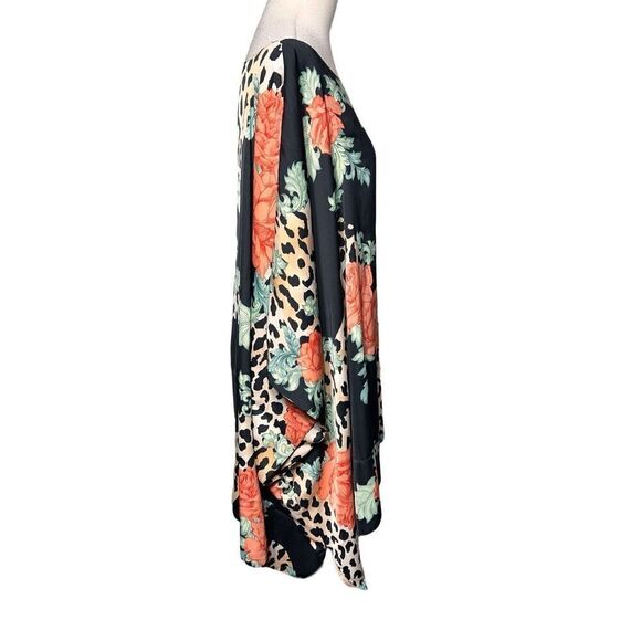 IMAN Global Chic Reversible Animal Print Floral Plus Size Silky Poncho Top 4X - Picture 3 of 6